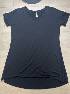 Athleta dress Black Short Sleeve V-Neck Women's T-Shirt Dress XS